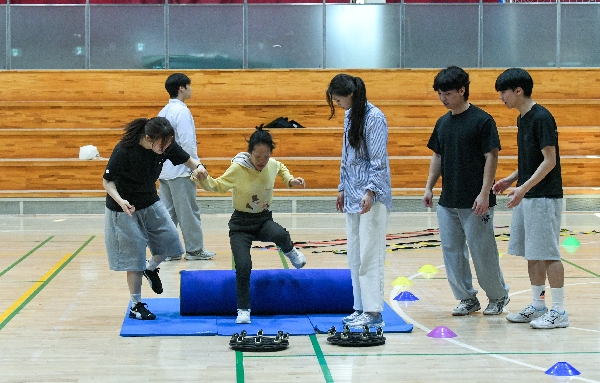 “함께 뛰며, 함께 배우다” 백석대 특수체육교육과의 특별한 수업 대표이미지